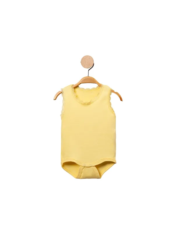 Body maiou galben fetita cu dantela bumbac fin